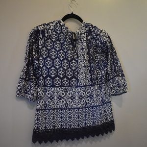 Christopher & Banks Small Top Blue and White with 3/4 Sleeve